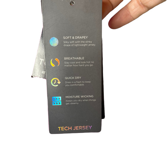 Torrid Active Top - Fuchsia Size 3 - Picture 5 of 7